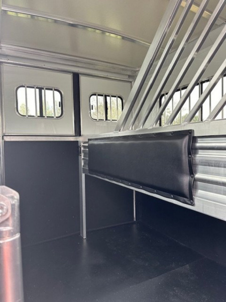 New 2026 Cimarron Trailers Norstar 2 Horse Straightload Gooseneck Horse Trailer