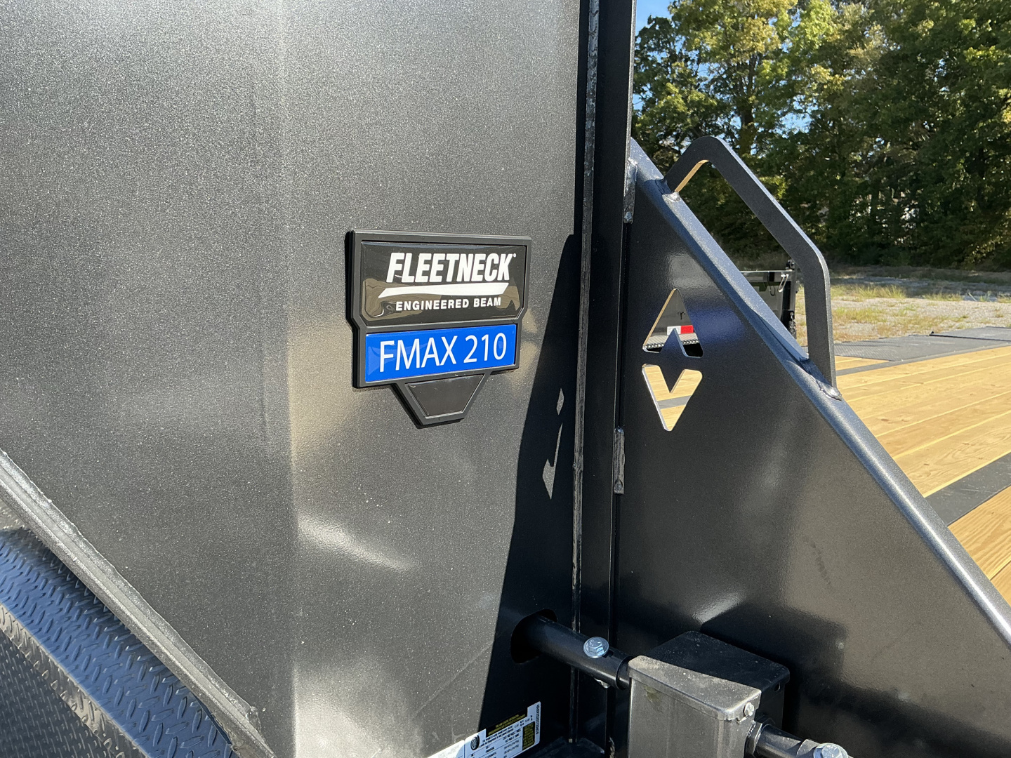 New 2026 Diamond C FMAX 210 GOOSENECK TRAILER 20+5 ALUMINUM WHEELS, MAX RAMPS 14 PLY TIRES