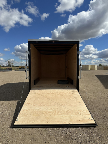New 2026 Southland Trailers LCHT35-7.518v-86r Cargo / Enclosed Trailer