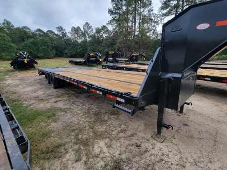 New 2025 Circle W 25+5 Gooseneck Flatbed Trailer