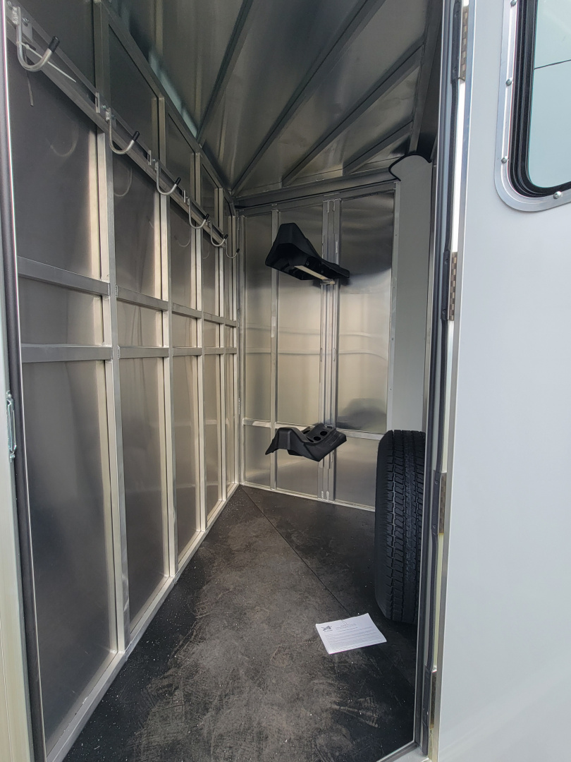 New 2026 Frontier Trailers Colt 3 horse slant Stock / Stock Combo Trailer