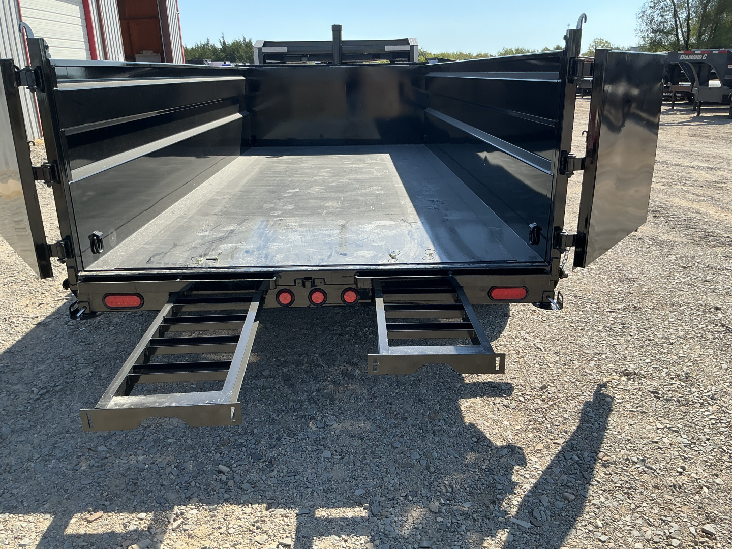 New 2026 PJ 83"x16' GN Tandem Axle Low Pro Telescopic Dump w/ 36" Sides – DT