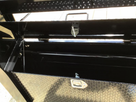 New 2026 PJ 102"x32' GN Low-Pro Flatbed w/ Duals - LD