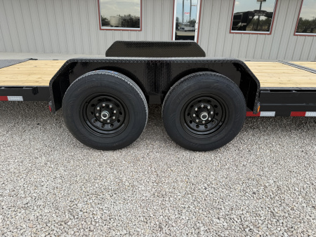 New 2026 PJ 83"x24' Gooseneck Equipment Tilt Trailer – T6