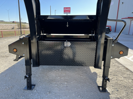 New 2026 PJ 102"x40' GN Low-Pro Air-Ride Flatbed w/ Duals - LD