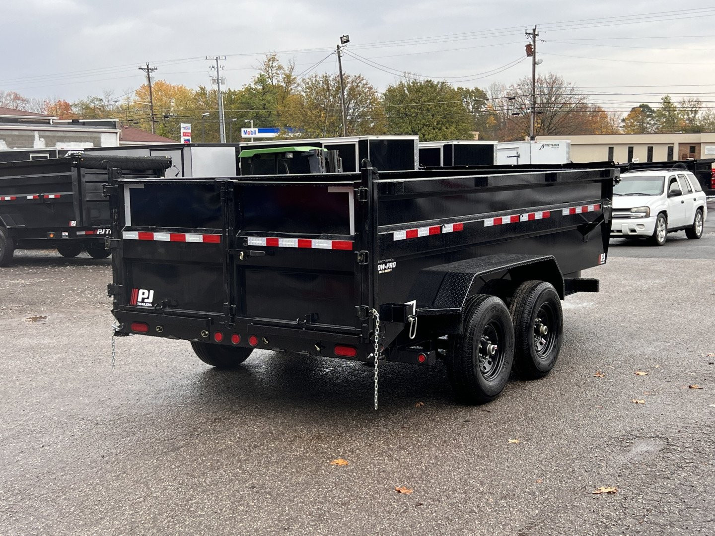 New 2026 PJ Trailers 83" x 14' Low-Pro 3' Side 14K (DM) Dump Trailer