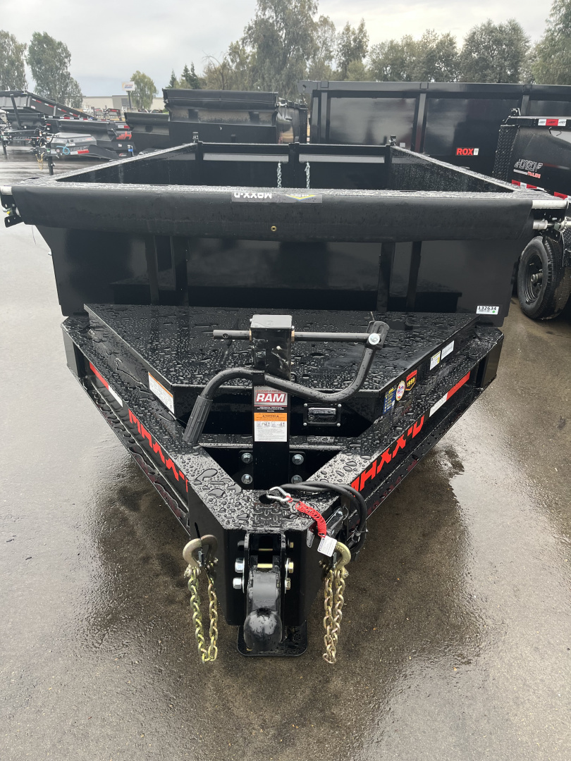 New 2026 MAXX-D DJB8314 Dump Trailer