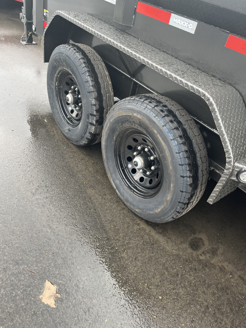 New 2026 MAXX-D DJB8314 Dump Trailer