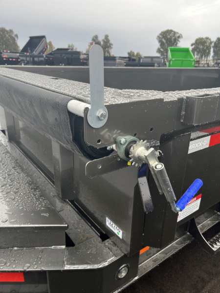 New 2026 MAXX-D DJB8314 Dump Trailer