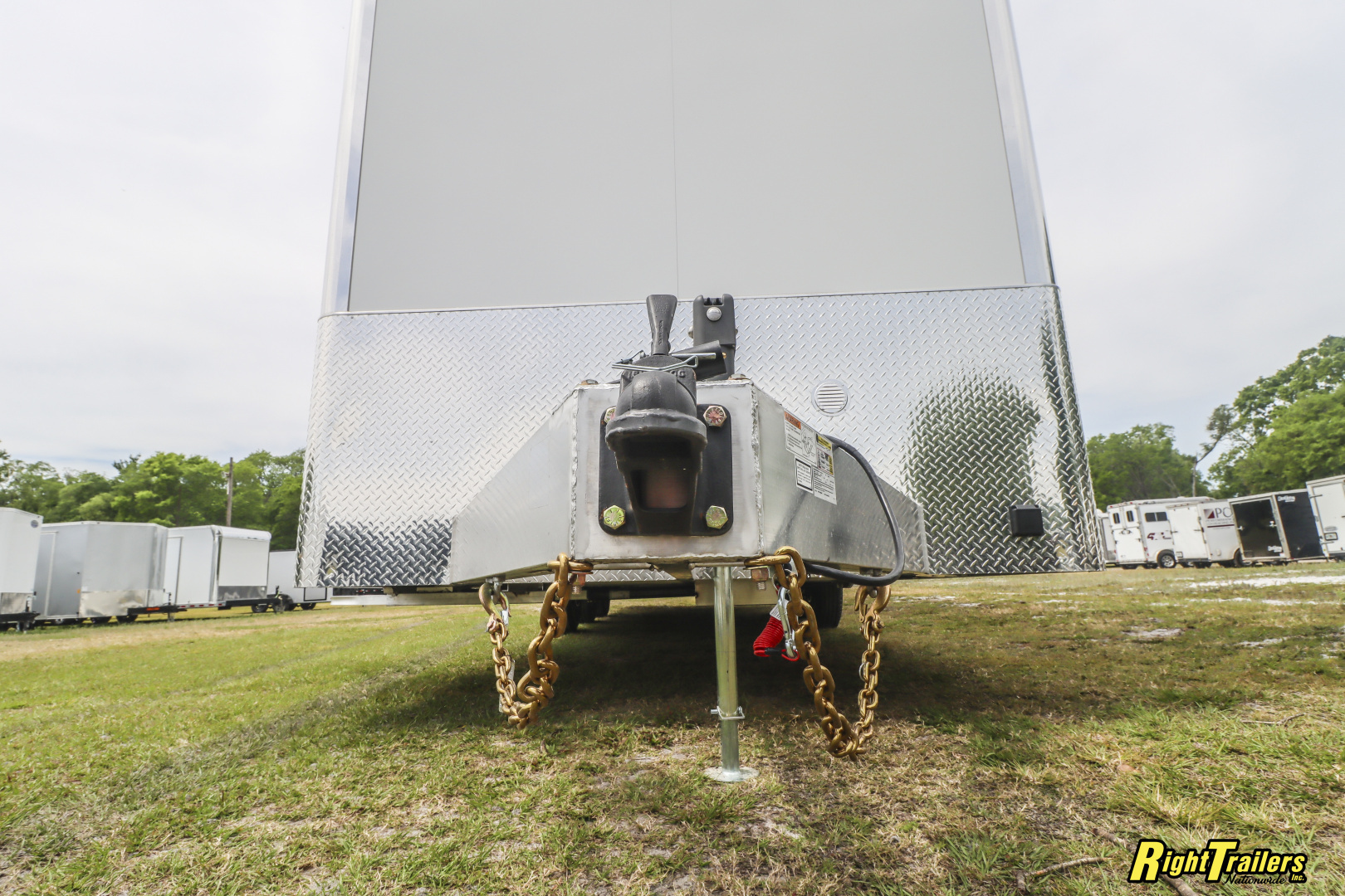 New 2025 8.5X32 inTech Stacker