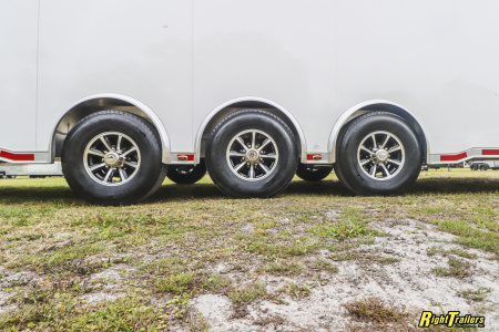 New 2025 8.5X32 inTech Stacker