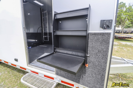 New 2025 8.5X32 inTech Stacker