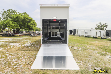 New 2025 8.5X32 inTech Stacker