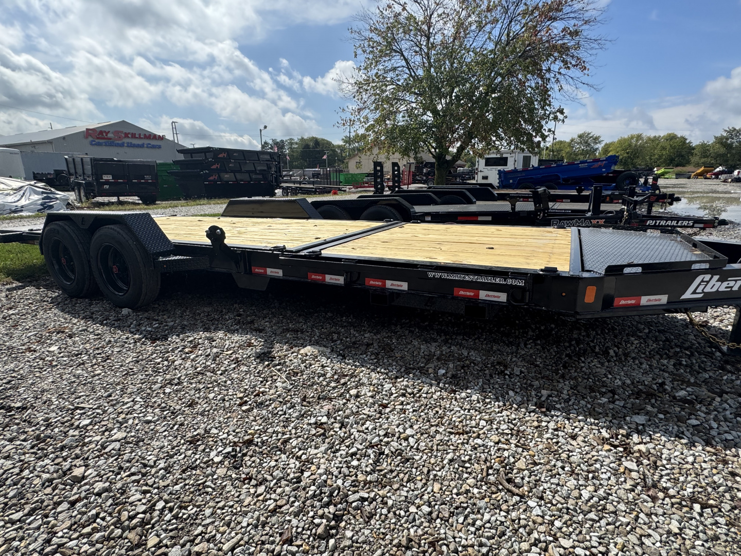 New 2026 LIBERTY LT16K83X22SPB8WF Tilt Trailer 83X22 TA PARTIAL (GVW:17500) MIDNIGHT BLACK