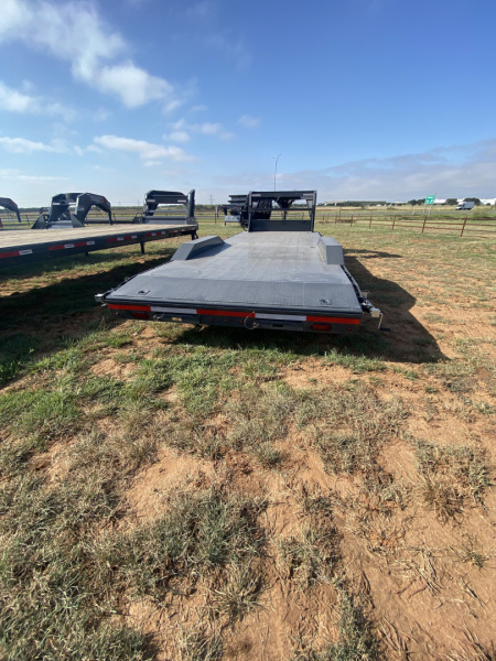 New 2026 Lamar Trailers Gooseneck Lowboy Steel Deck 7k Utility Trailer