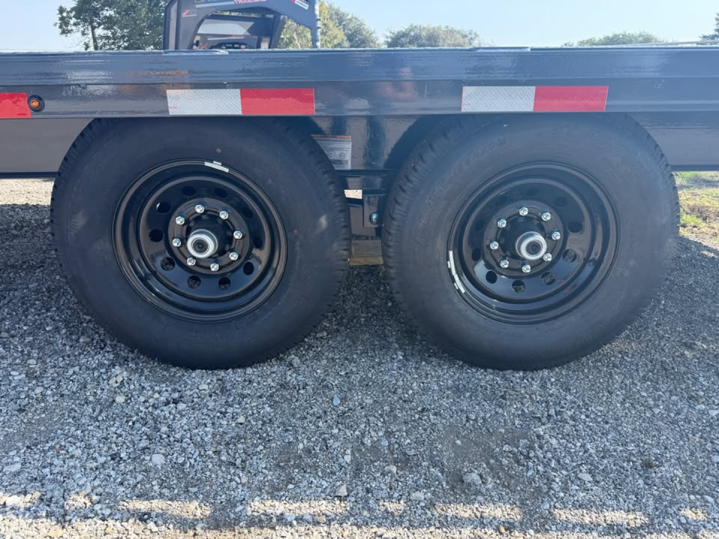 New 2026 Lamar Trailers 22' deckover Utility Trailer