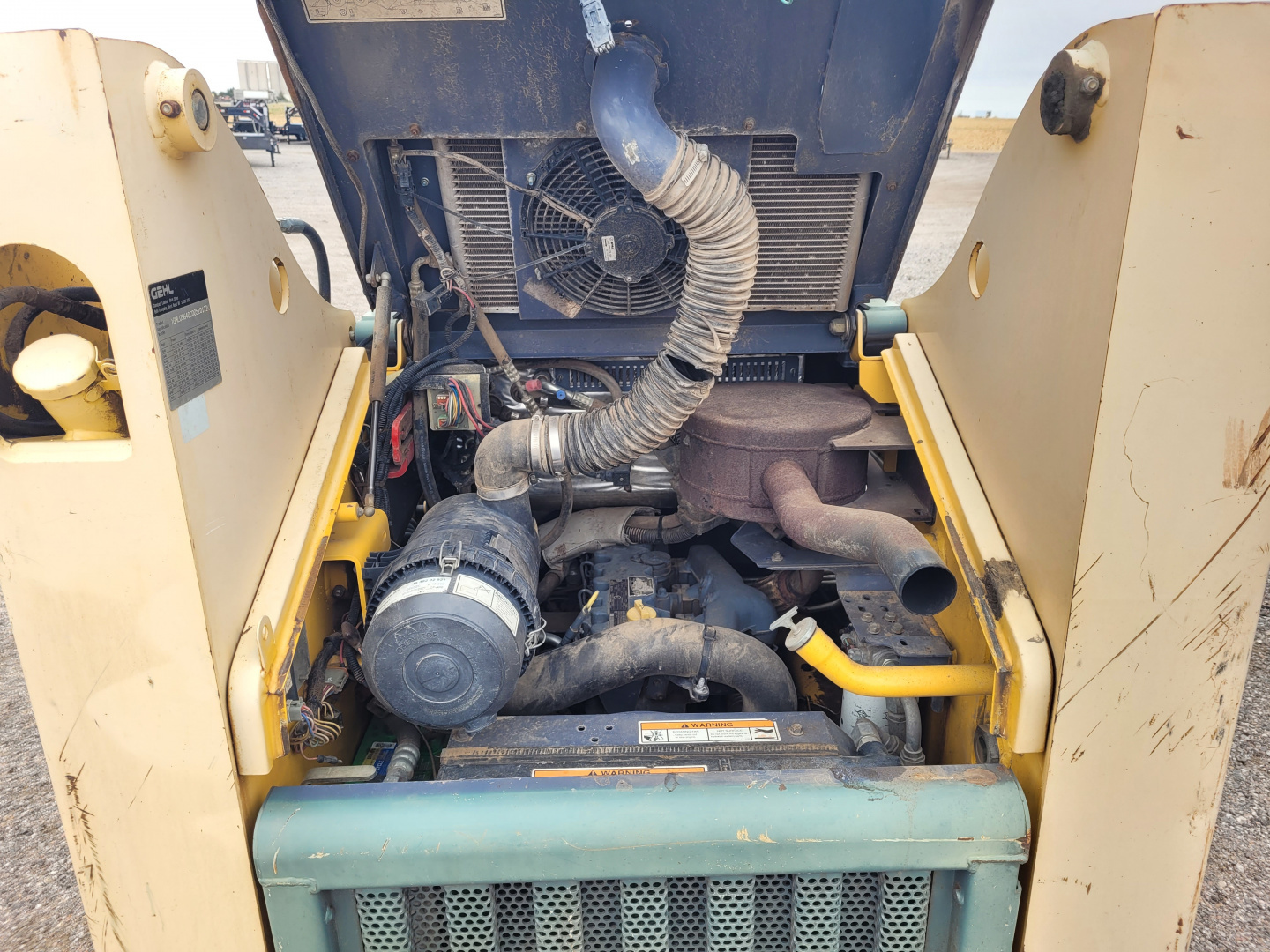 Used 2006 GEHL 5640 Skid Steer
