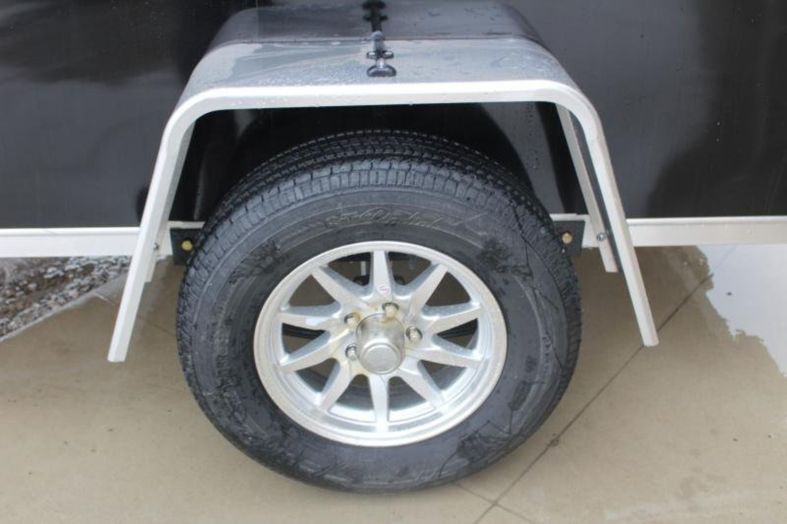 New 2026 NEO Trailers NAV 5' x 8' Aluminum Enclosed Cargo Trailer - Ramp Door - 6' INTERIOR HEIGHT - 2500# GVW