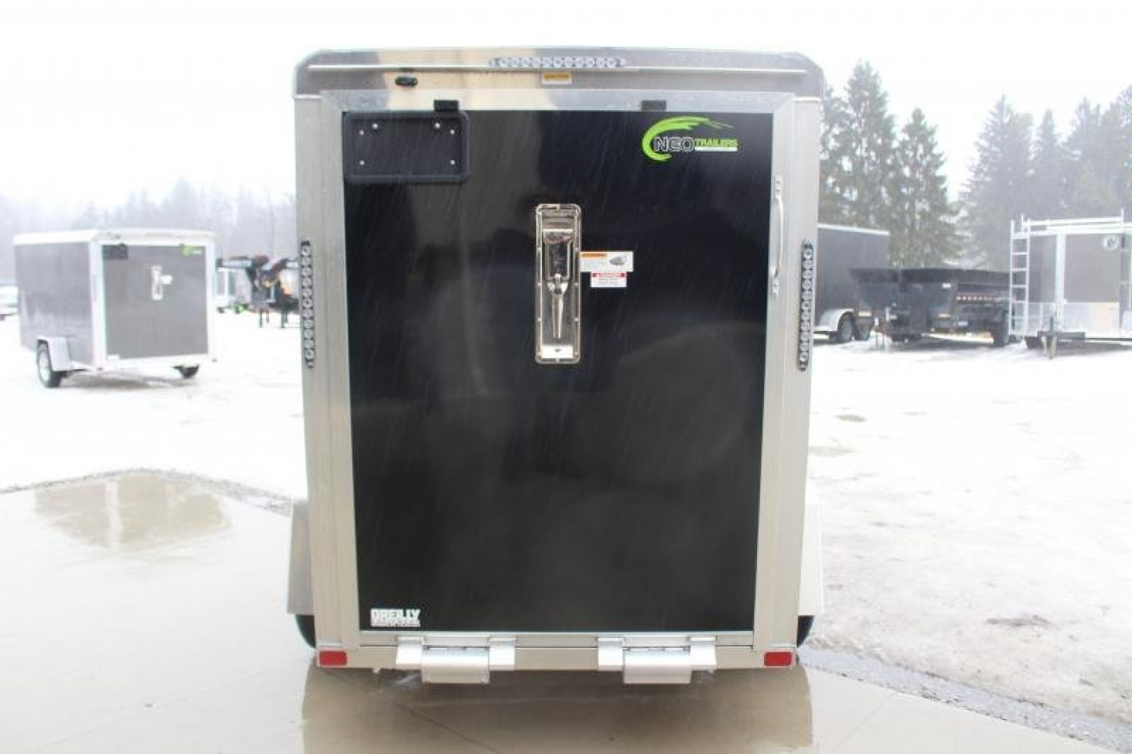 New 2026 NEO Trailers NAV 5' x 8' Aluminum Enclosed Cargo Trailer - Ramp Door - 6' INTERIOR HEIGHT - 2500# GVW