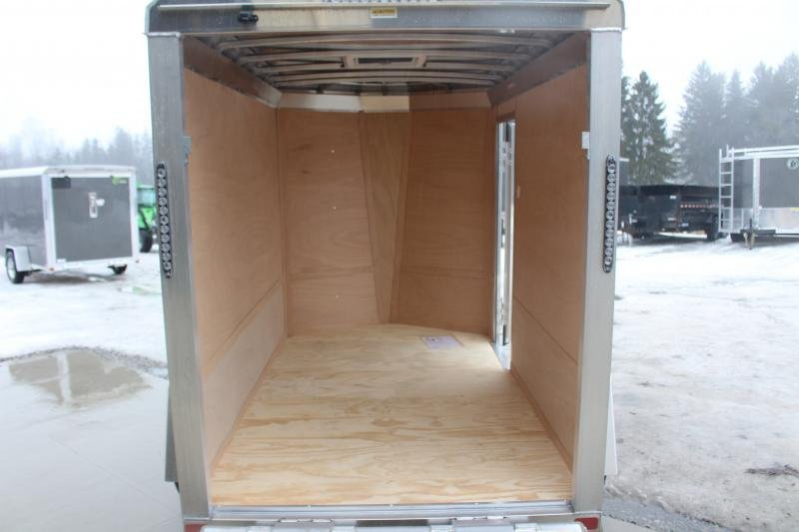New 2026 NEO Trailers NAV 5' x 8' Aluminum Enclosed Cargo Trailer - Ramp Door - 6' INTERIOR HEIGHT - 2500# GVW