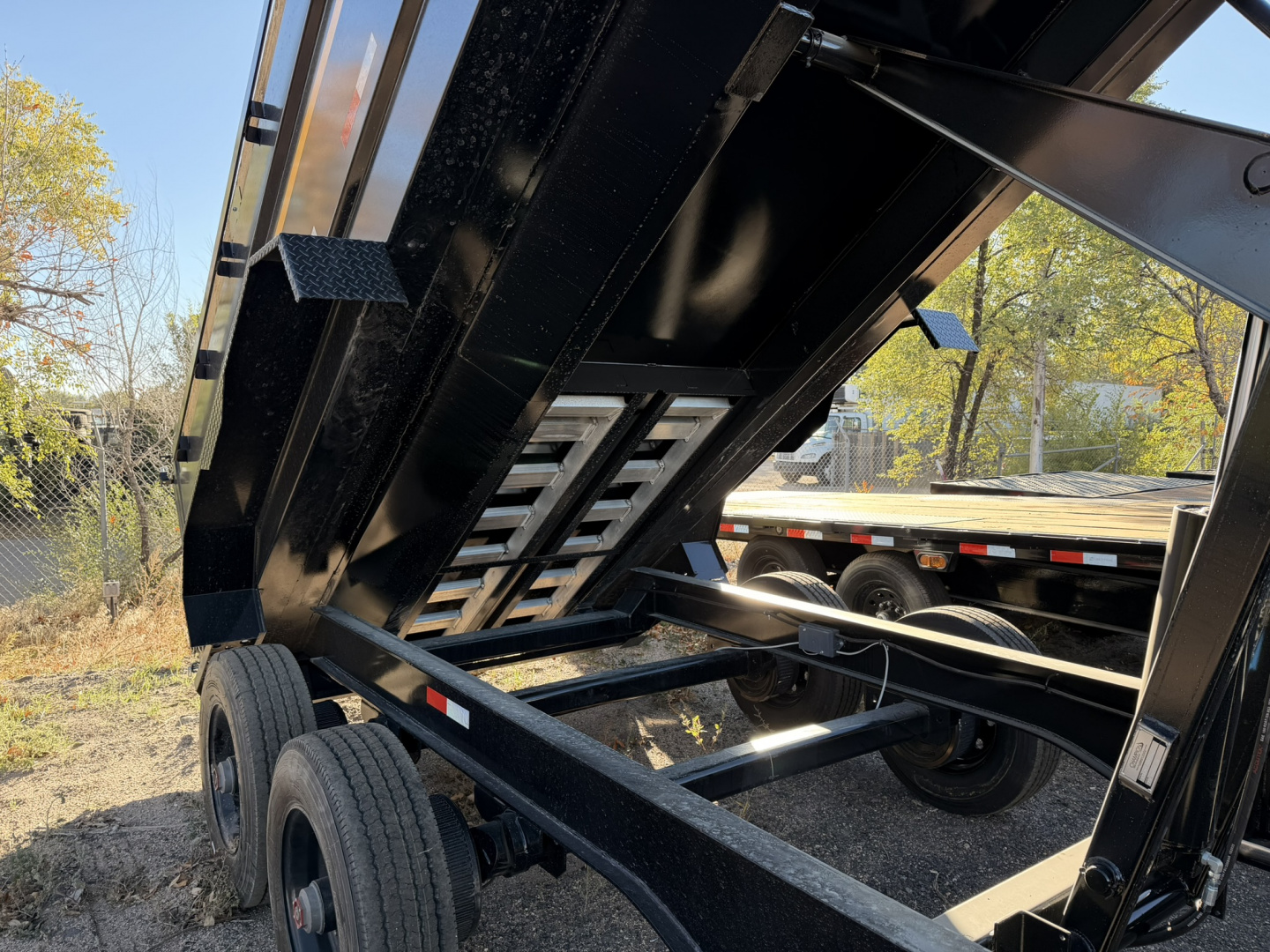 New 2026 Southland Trailers 7-16-4H Gooseneck Dump 12k Axles