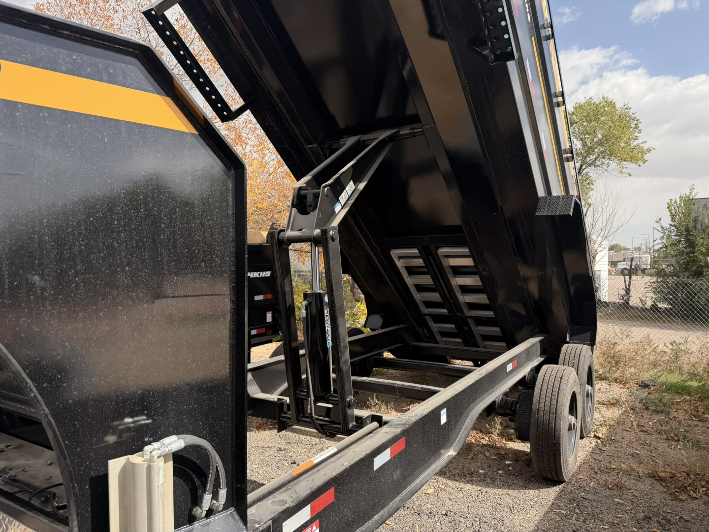 New 2026 Southland Trailers 7-16-4H Gooseneck Dump 12k Axles