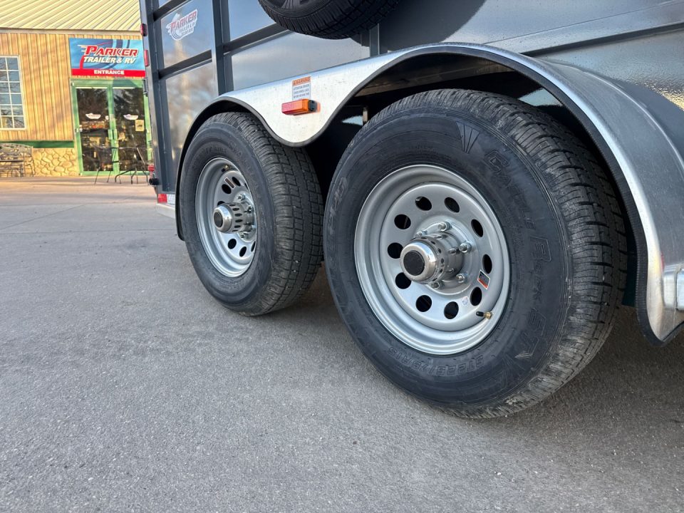 New STOCK - 2025 Maverick 10K Horse Trailer