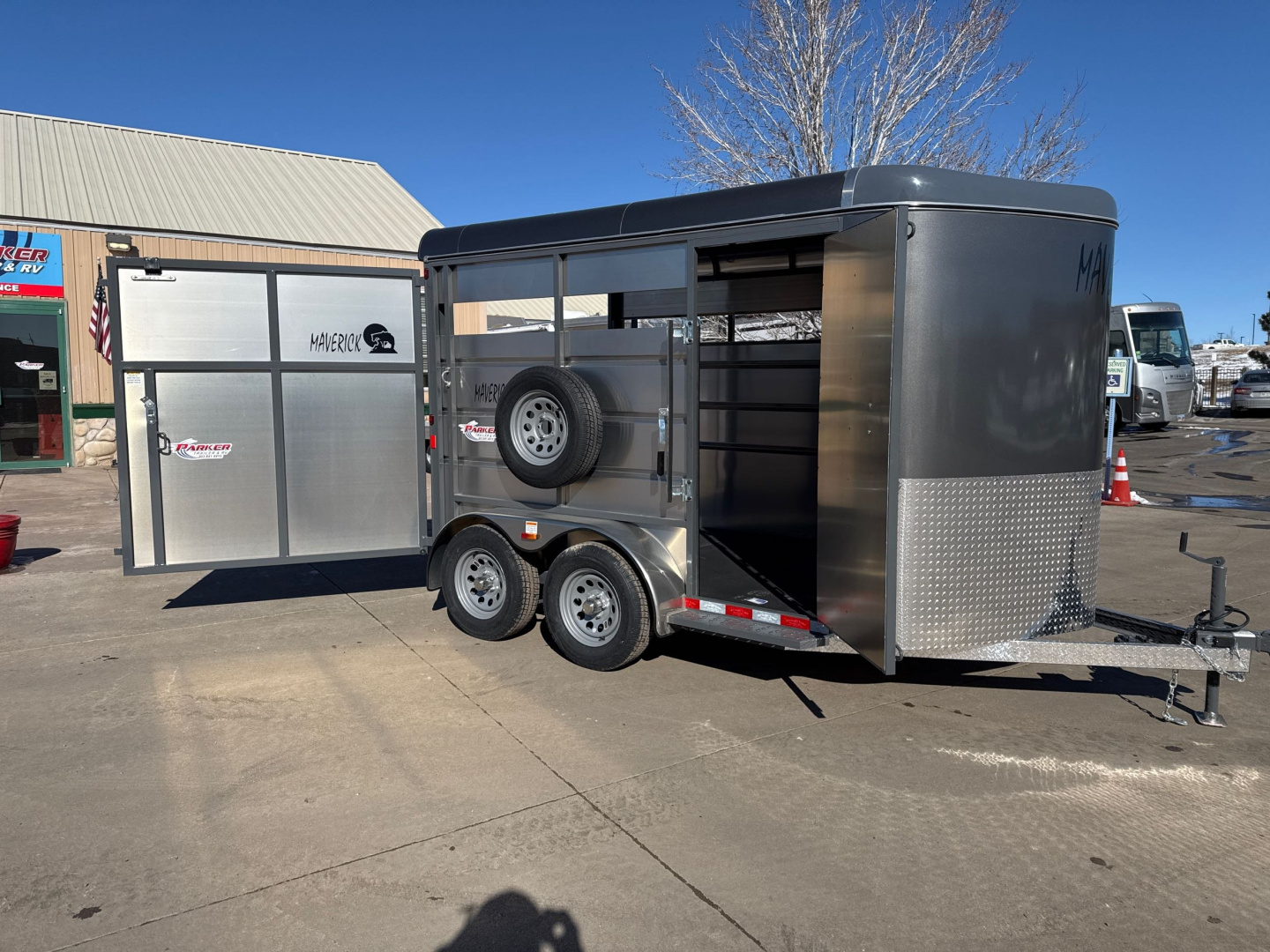 New 2025 C & B Quality Trailer Works MAVST12-7K Horse Trailer