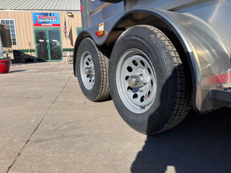 New 2025 C & B Quality Trailer Works MAVST12-7K Horse Trailer