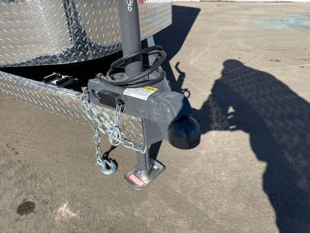 New 2025 C & B Quality Trailer Works MAVST12-7K Horse Trailer