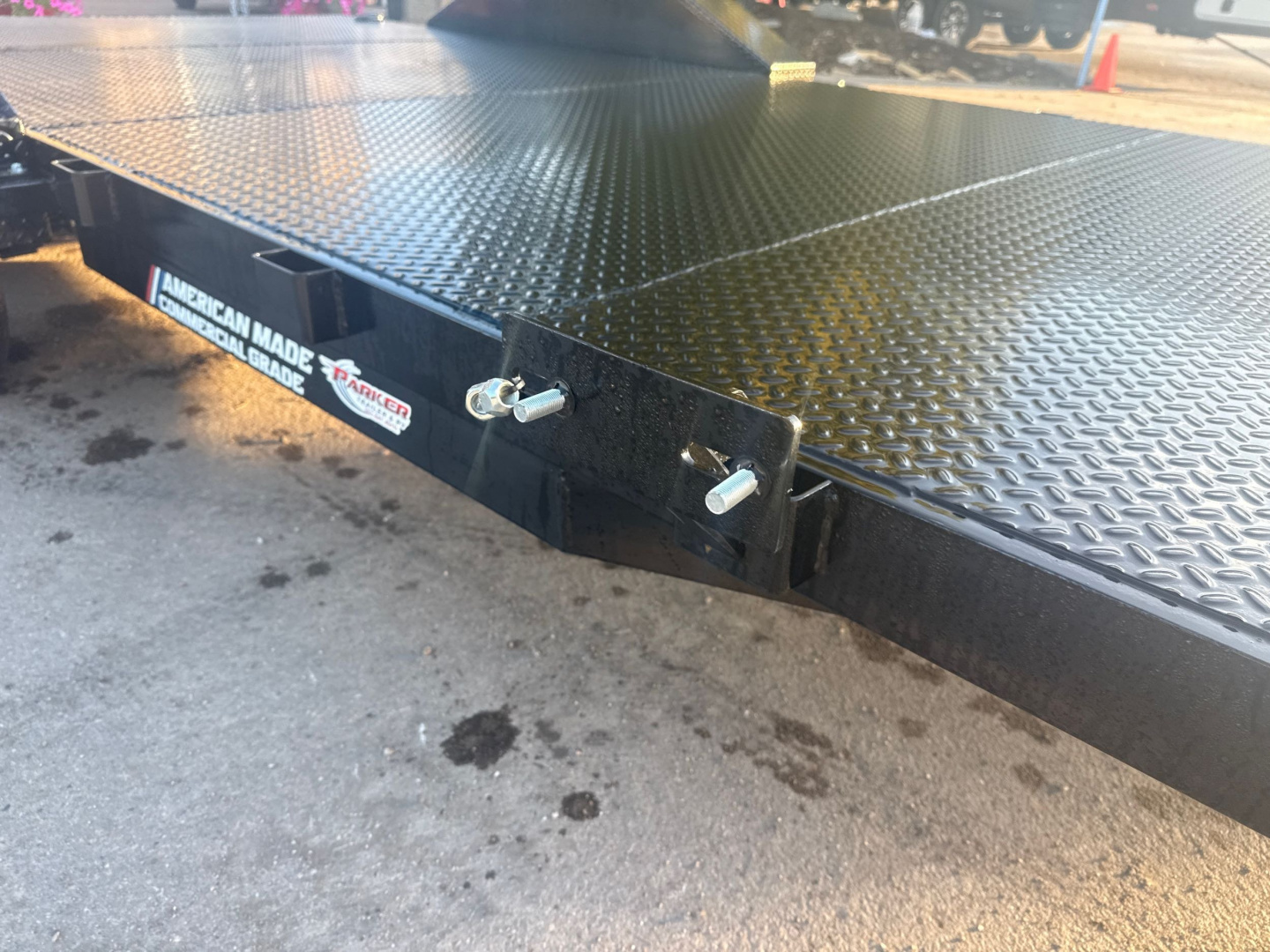New 2025 Liberty Industries LC7K83X16+2C4SF Flatbed Trailer