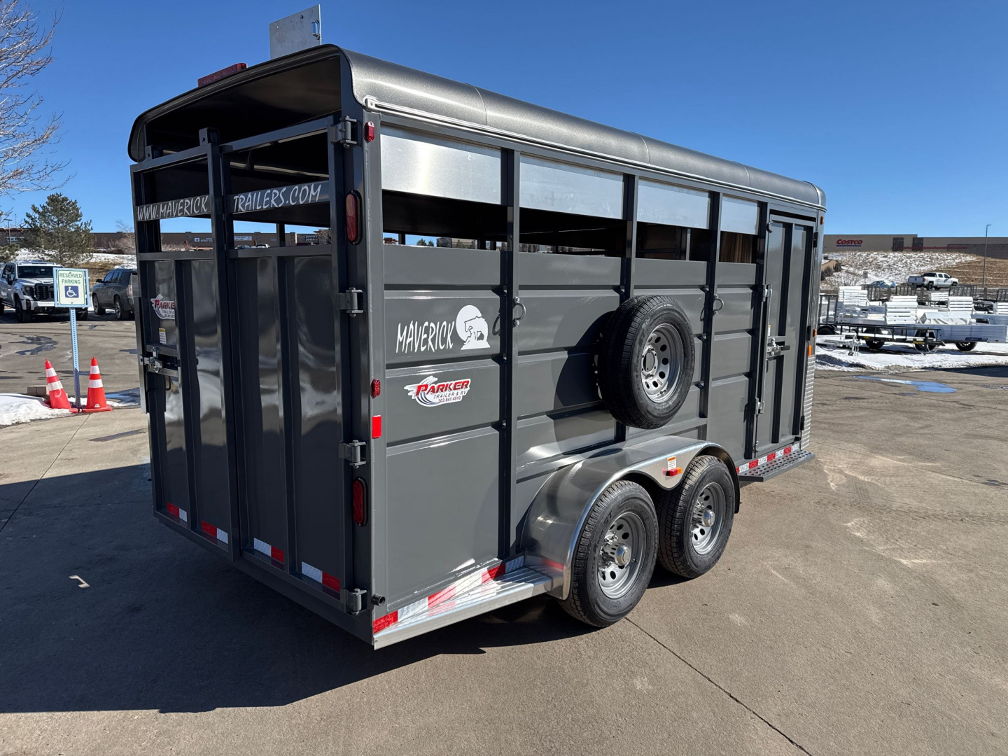 New 2025 C & B Quality Trailer Works MAVST17-9.9KSLD Horse Trailer