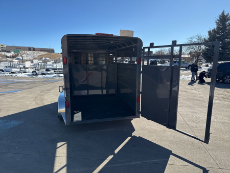 New 2025 C & B Quality Trailer Works MAVST17-9.9KSLD Horse Trailer