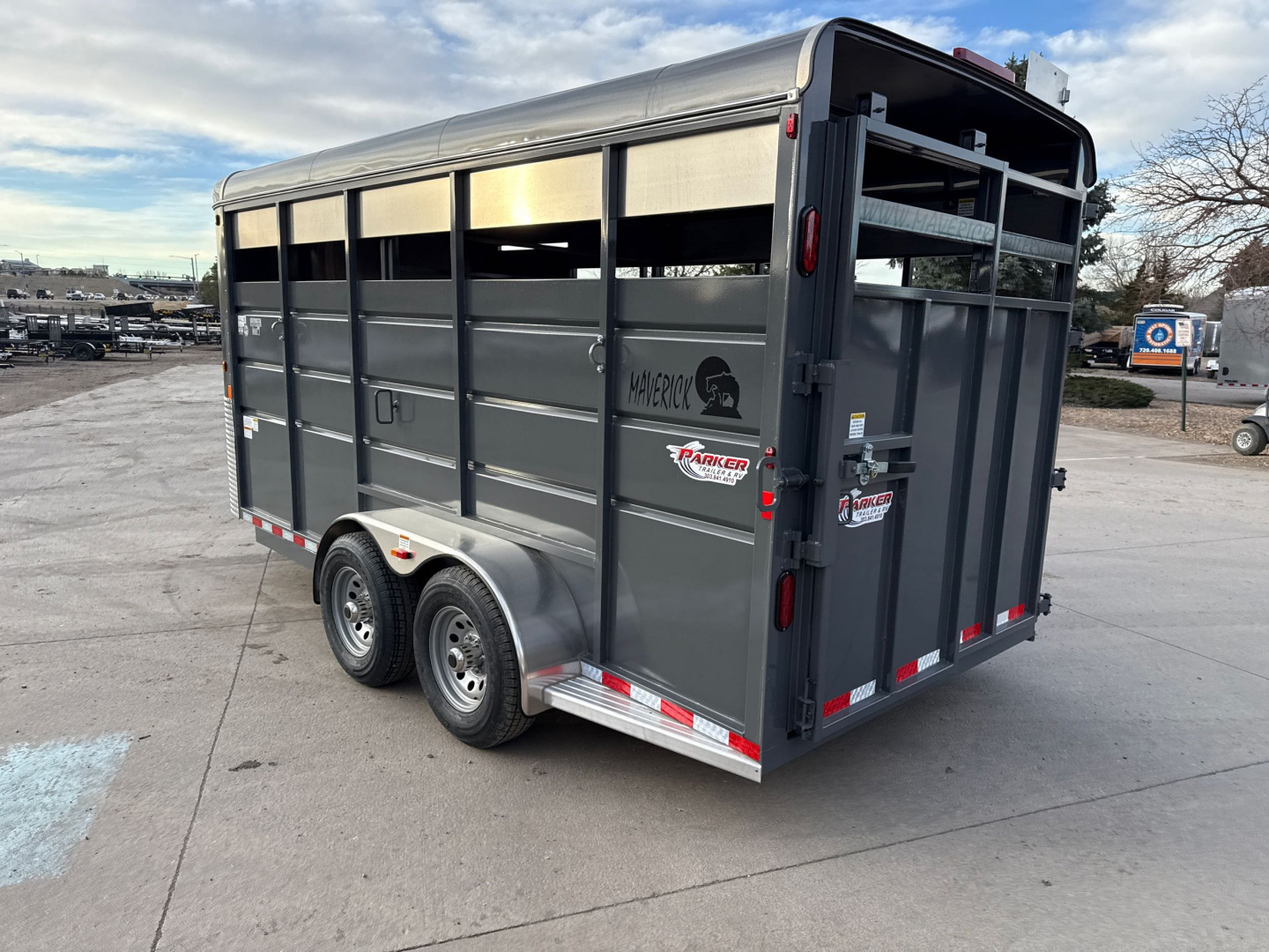 New STOCK - 2025 Maverick 2 Place Horse Trailer