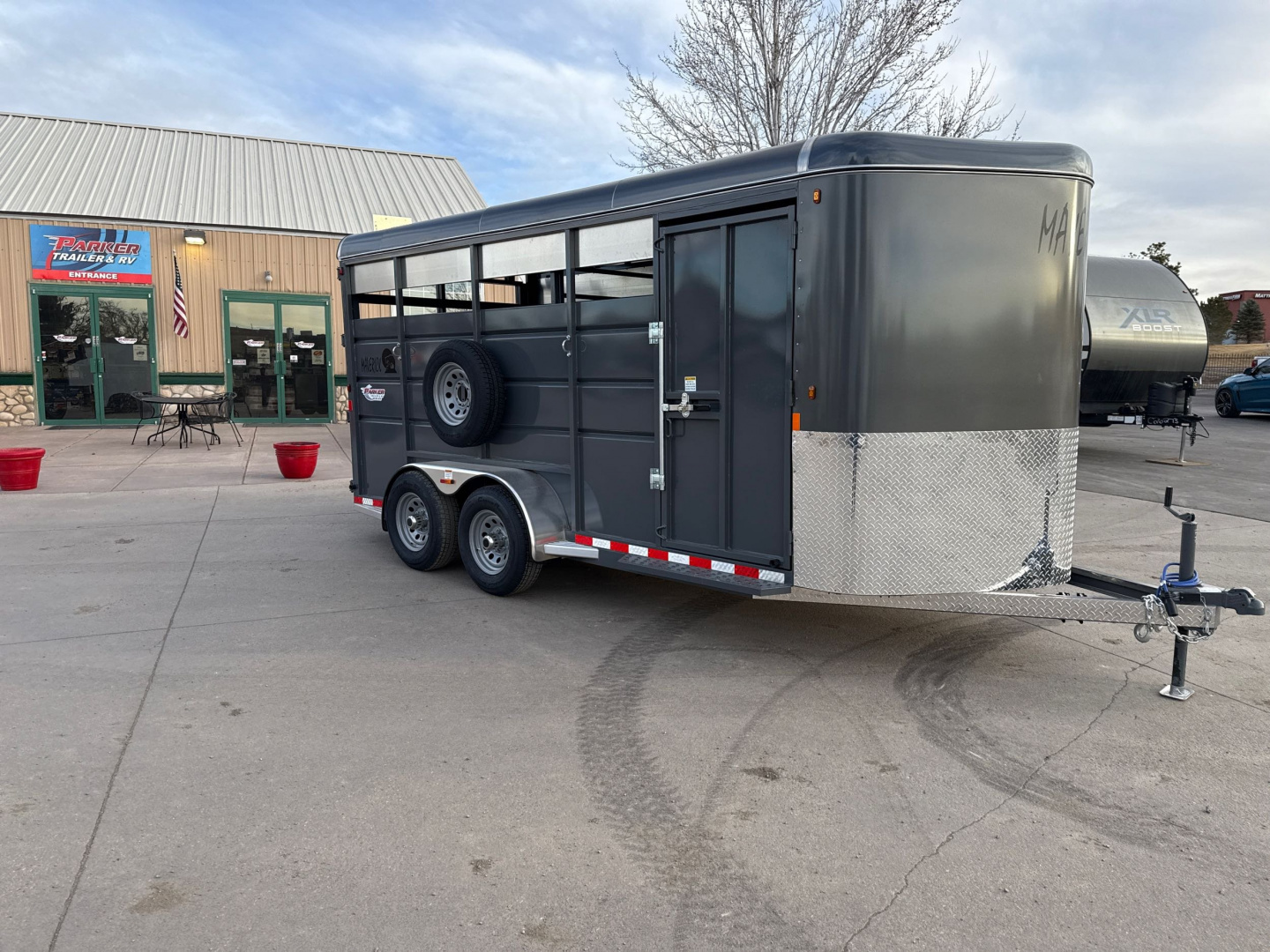 New STOCK - 2025 Maverick 2 Place Horse Trailer