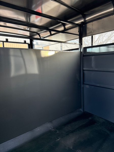 New STOCK - 2025 Maverick 2 Place Horse Trailer