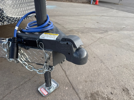 New STOCK - 2025 Maverick 2 Place Horse Trailer