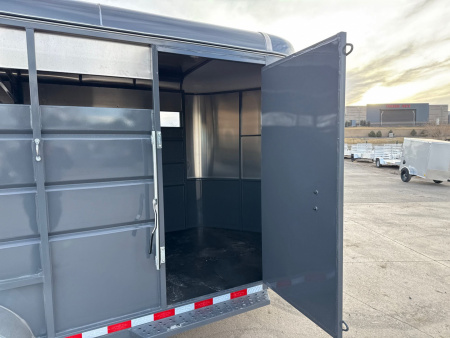 New STOCK - 2025 Maverick 2 Place Horse Trailer