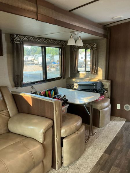 Used 2017 Keystone RV 30RIPR Travel Trailer