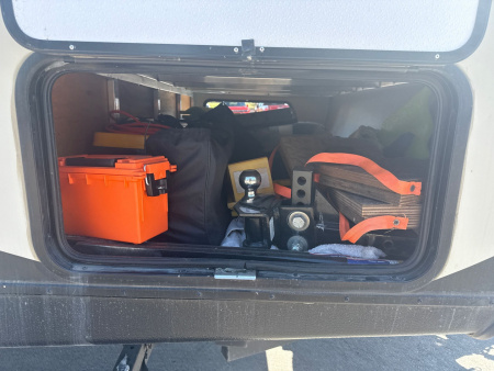 Used 2017 Keystone RV 30RIPR Travel Trailer