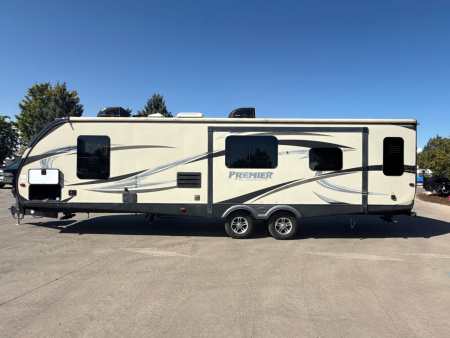 Used 2017 Keystone RV 30RIPR Travel Trailer