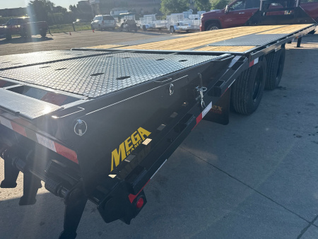 New 2026 Big Tex Trailers 22GN-30D5A-MRBK Flatbed Trailer
