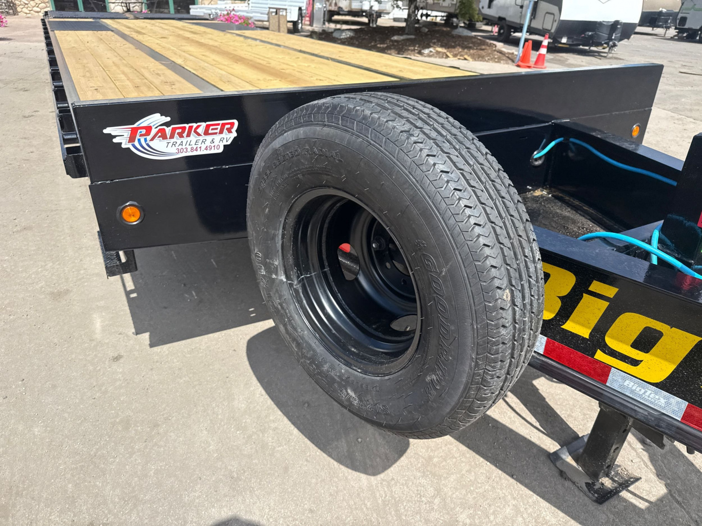 New 2026 Big Tex Trailers 22PH-25BK+5MR Flatbed Trailer
