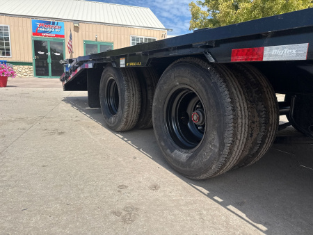 New 2026 Big Tex Trailers 22PH-25BK+5MR Flatbed Trailer