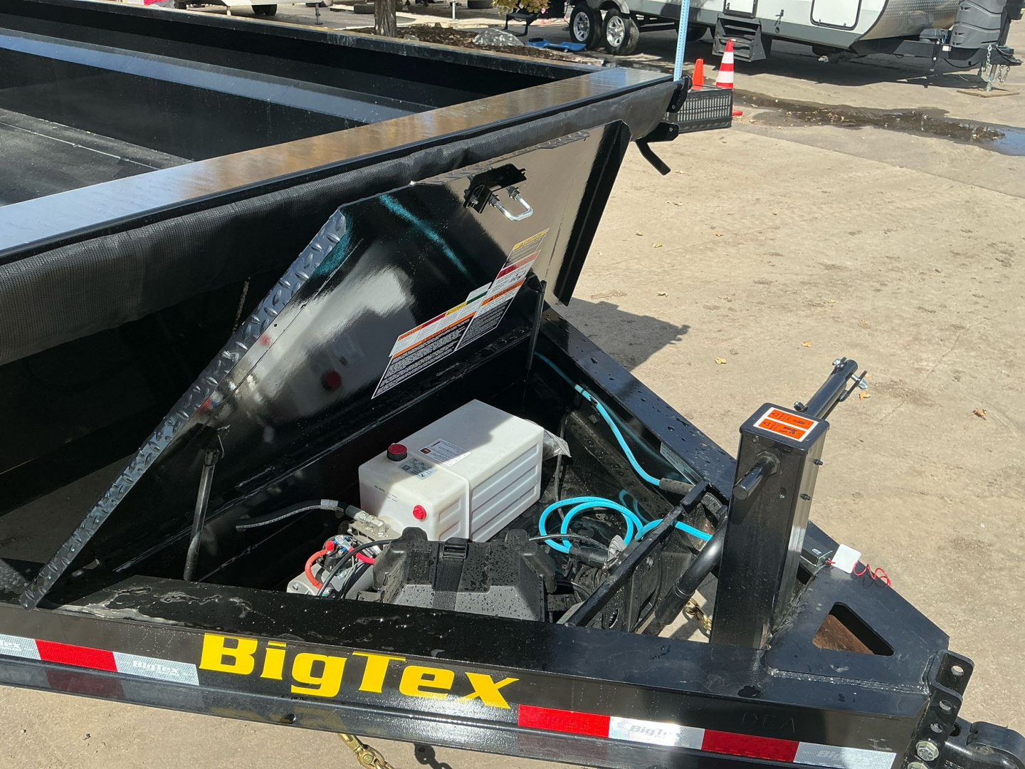 New 2026 Big Tex Trailers 14TD-14C2A-BK Dump Trailer