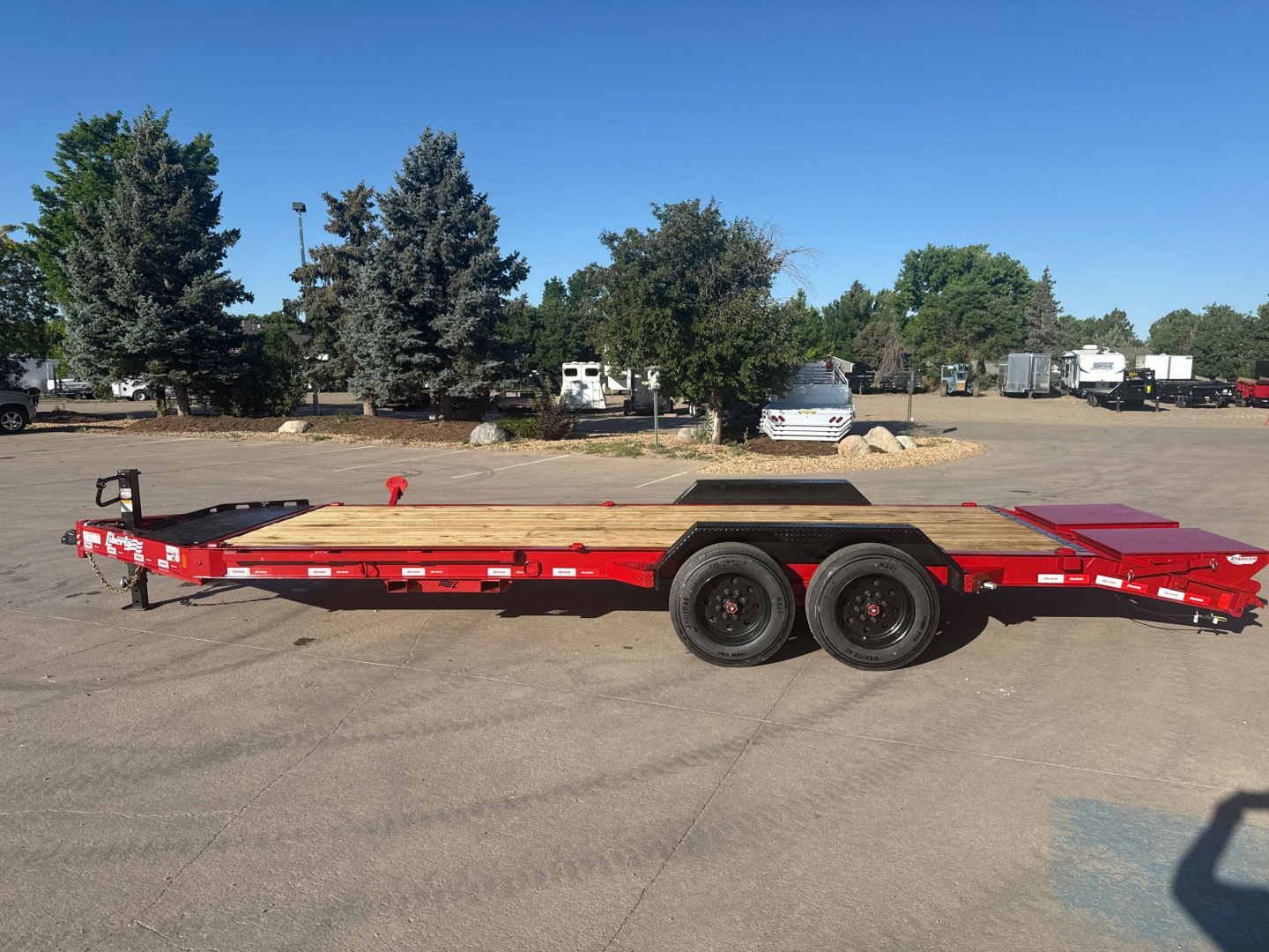 New 2025 Liberty Industries LE16K83X19+3B8 Flatbed Trailer