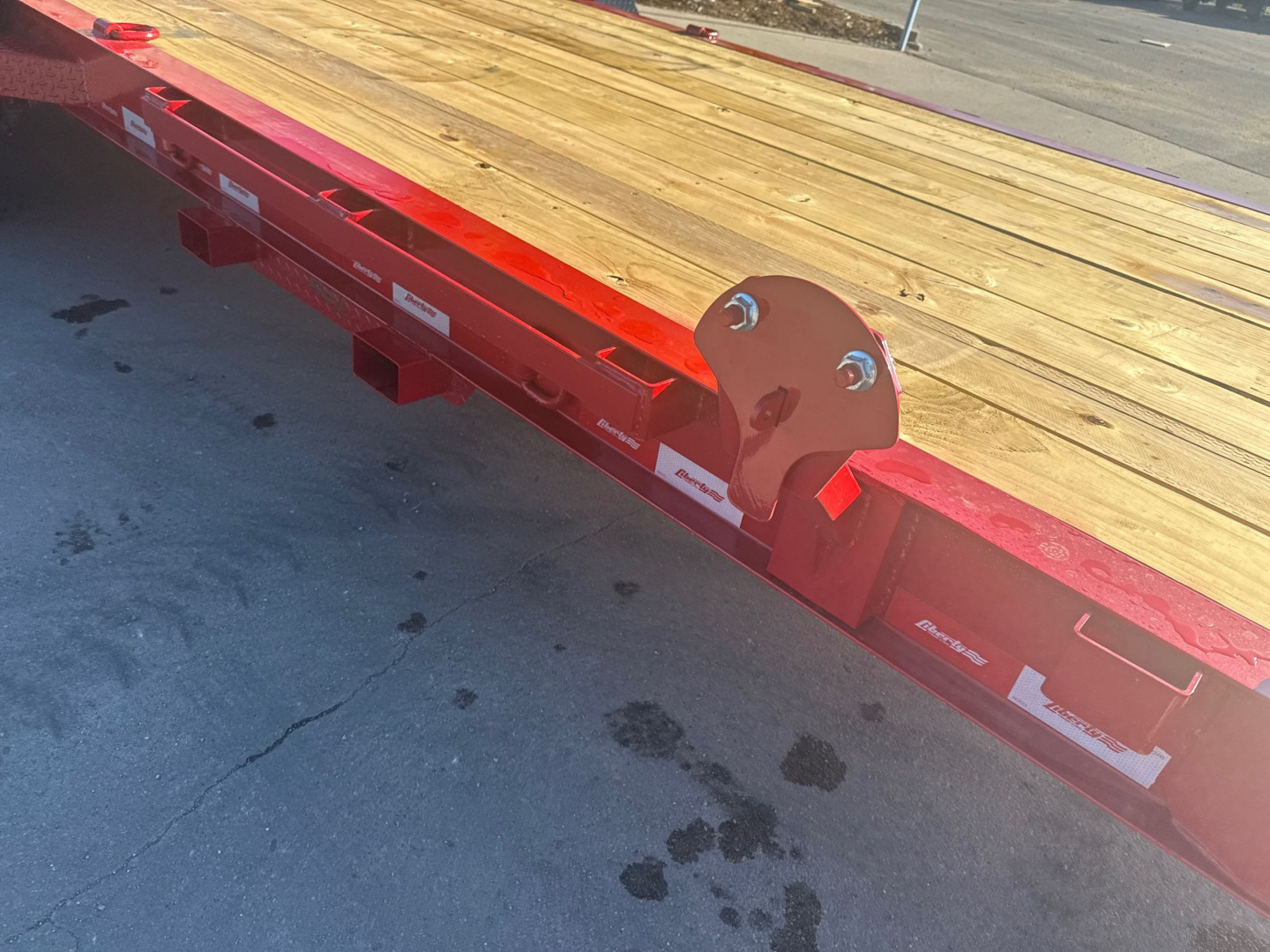 New 2025 Liberty Industries LE16K83X19+3B8 Flatbed Trailer