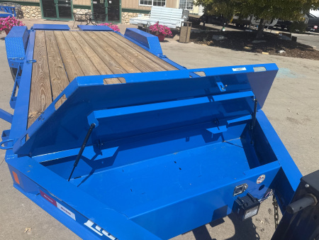 New 2025 Liberty Industries LE16K83X17+3B8 Utility Trailer