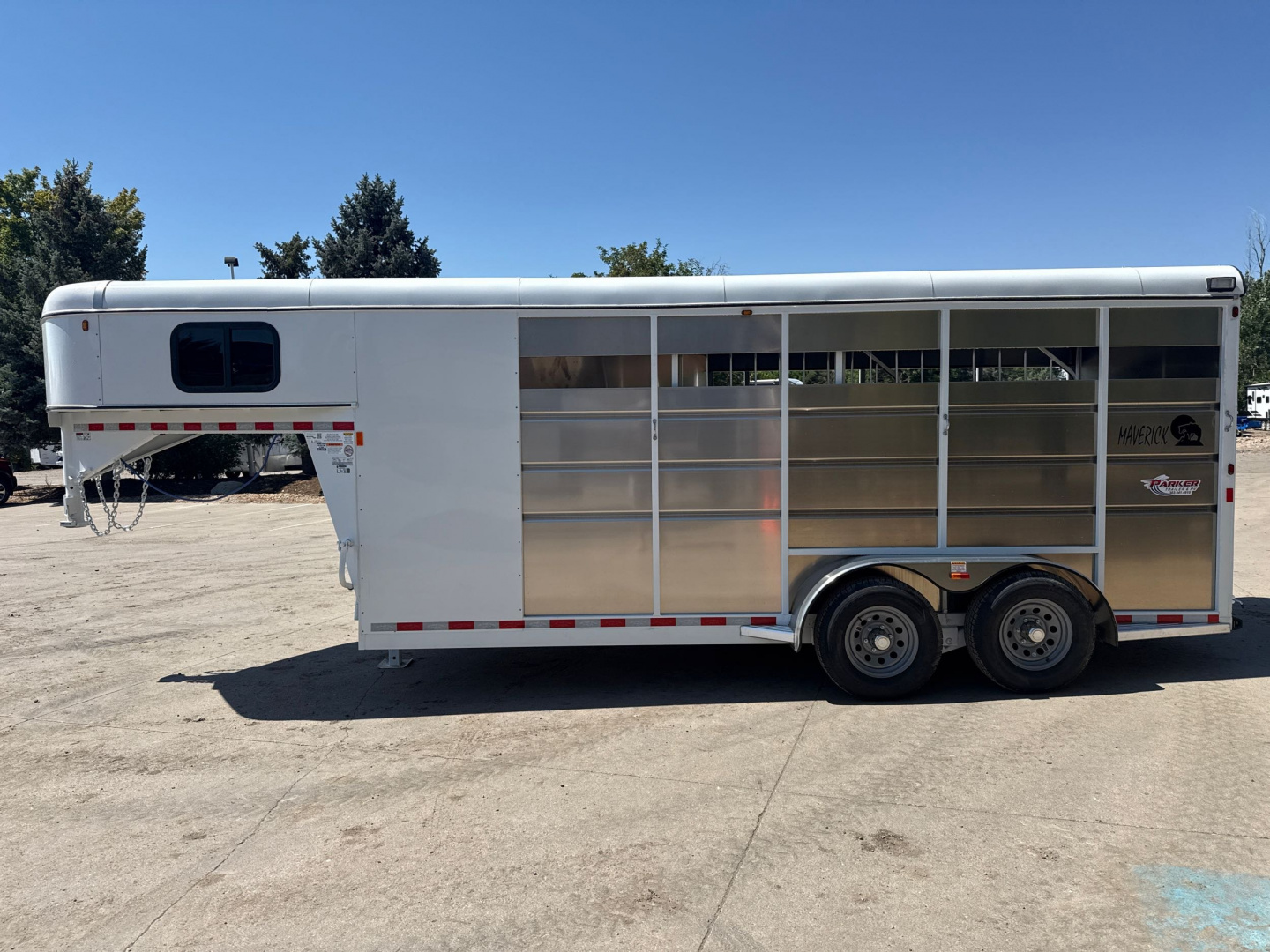 New 2026 C & B Quality Trailer Works MAVGN3HS-12K Horse Trailer