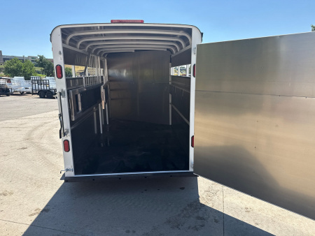 New 2026 C & B Quality Trailer Works MAVGN3HS-12K Horse Trailer